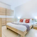Modern 1Br Home With Private Balcony In St Julians By 360 Estates